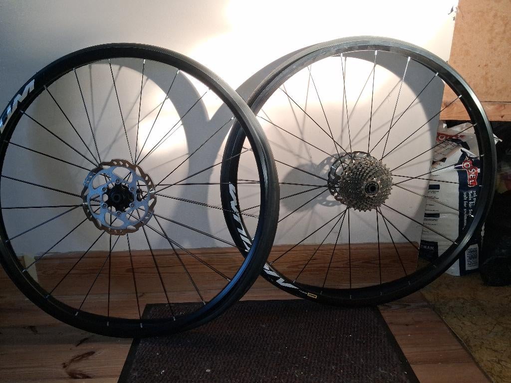 Set koerswielen, Ophalen