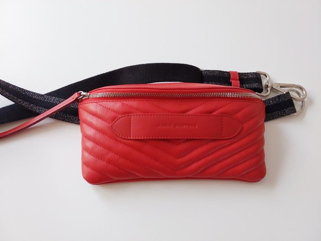 Heuptas rood Coachella quilted van Marie Martens, Handtassen en Accessoires, Tassen | Damestassen, Ophalen of Verzenden, Nieuw