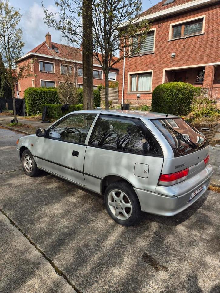 Susuki swift 1.0 Essence 2000, Auto's, Suzuki, Particulier, Swift, Elektrische ramen, Benzine, Berline, 3 deurs, Automaat, Overige kleuren