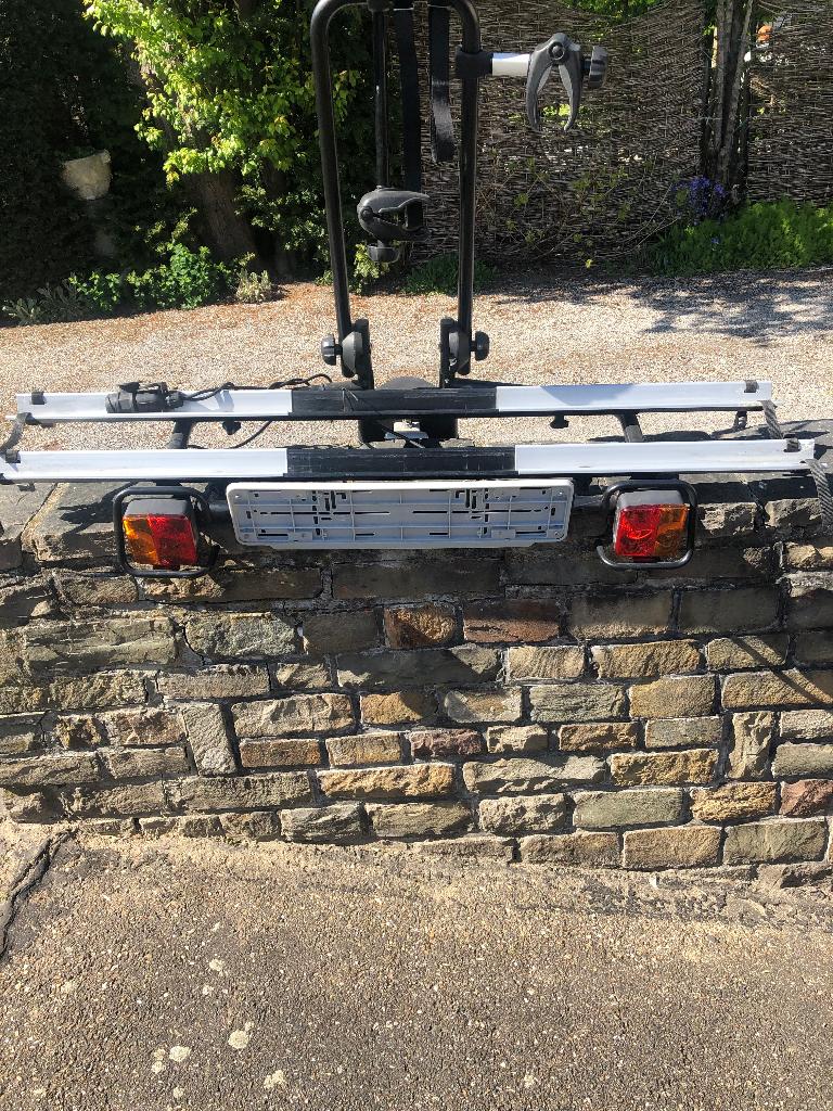 Fietsendrager, Ophalen, 2 fietsen, Gebruikt, Trekhaakdrager