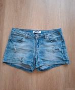 Jeans short ONLY maat 28, Only, Ophalen of Verzenden, Zo goed als nieuw, W28 - W29 (confectie 36)