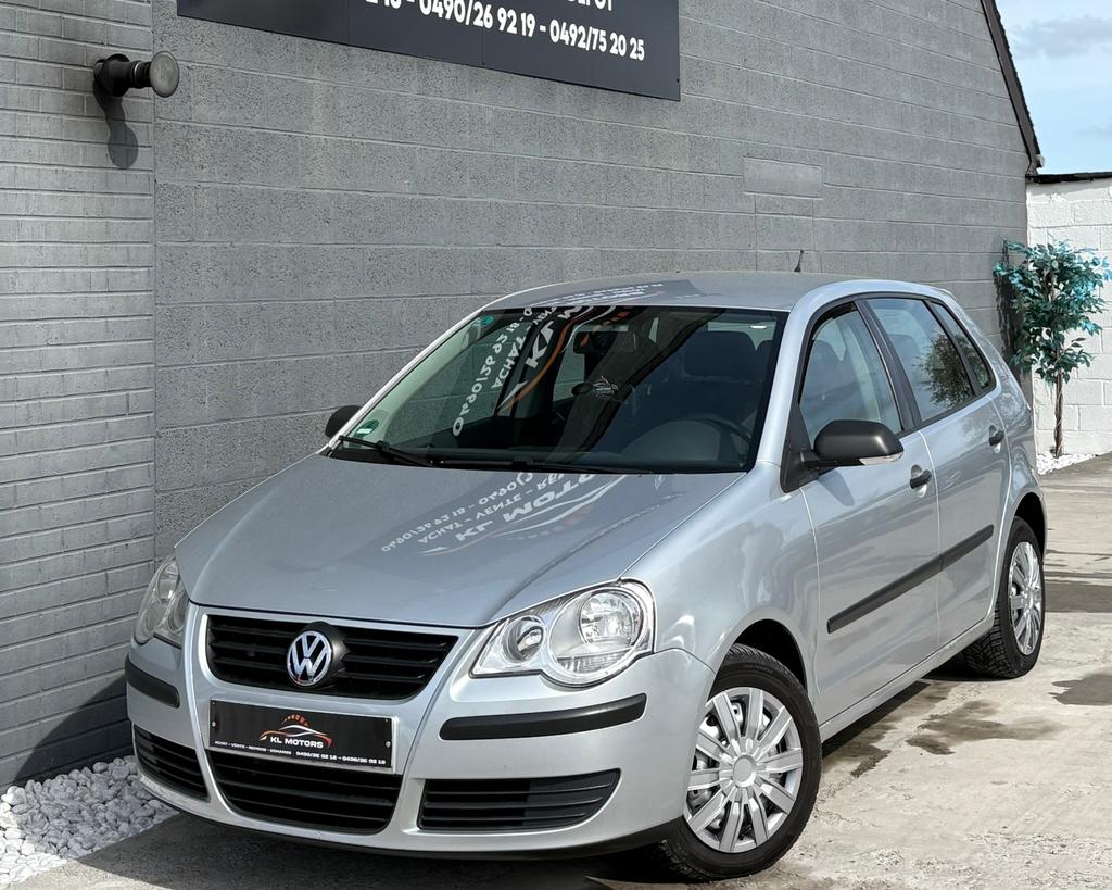 VW POLO ÉDITION TOUR 1.2i ESSENCE 2007 109 000KM CARPASS, Autos, Volkswagen, Argent ou Gris, Achat, Entreprise, Boîte manuelle