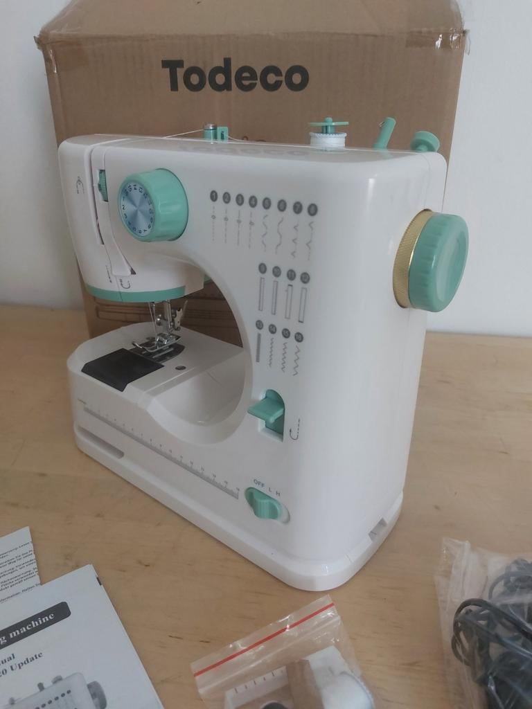 Machine à coudre, Naaimachine