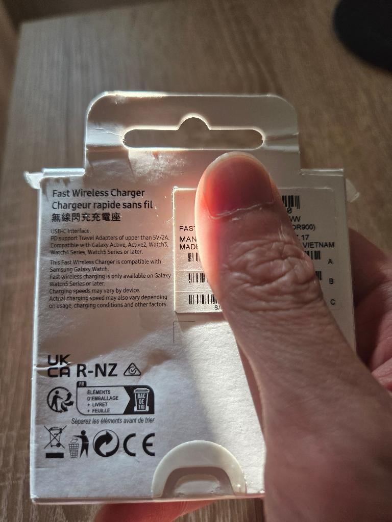 Chargeur Samsung Galaxy Watch USB-C  (avec boîte), Neuf, Enlèvement, Samsung, Noir