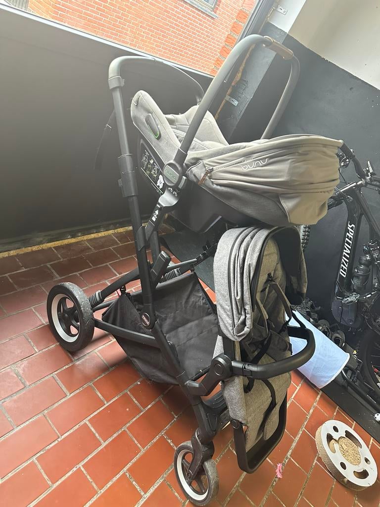Buggy, Enfants & Bébés, Poussettes & Combinaisons, Comme neuf, Autres marques, Voiture duo, Tige de poussée réglable, Enlèvement