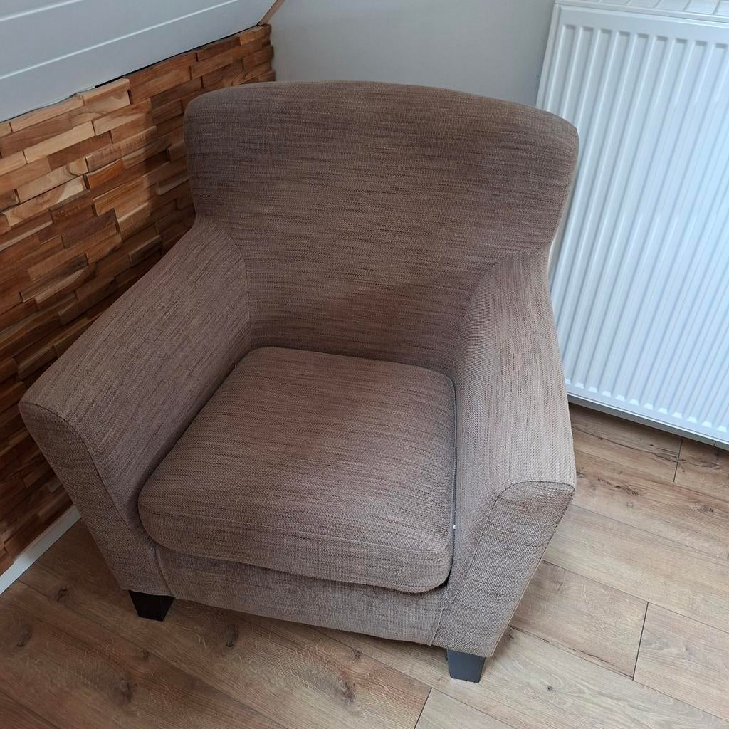 Ikea fauteuil met poef, Ophalen