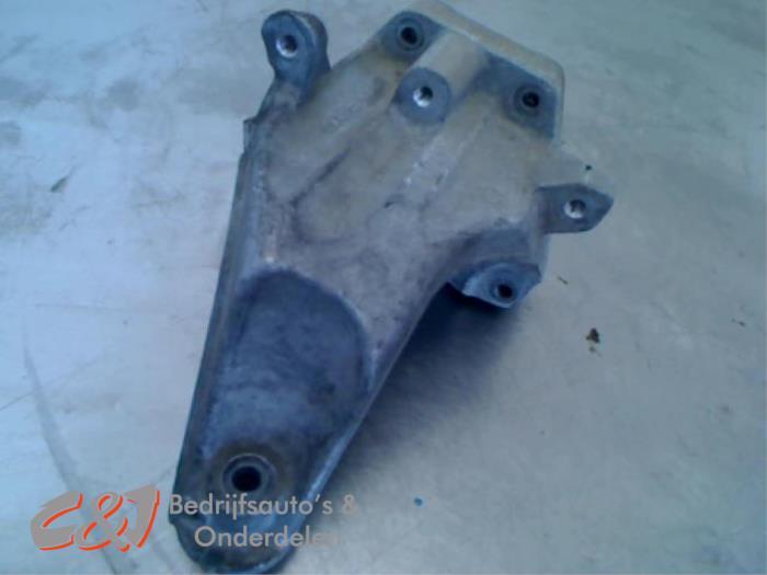 Support moteur d'un Mercedes Vito, Autos : Pièces & Accessoires, Suspension & Châssis, Mercedes-Benz, Utilisé, 3 mois de garantie
