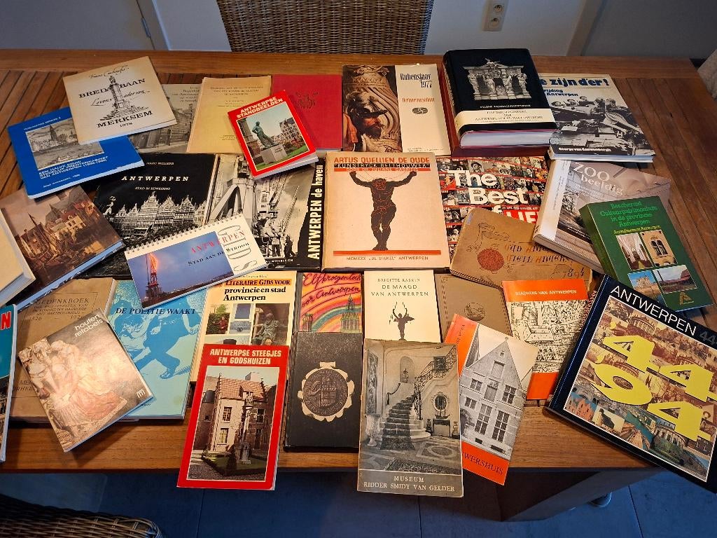 Boeken Antwerpen, Boeken, Ophalen, Gelezen, Overige gebieden