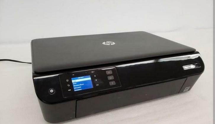 Hp printer inclusief 2 inkt cartridges, Computers en Software, Printerbenodigdheden, Ophalen