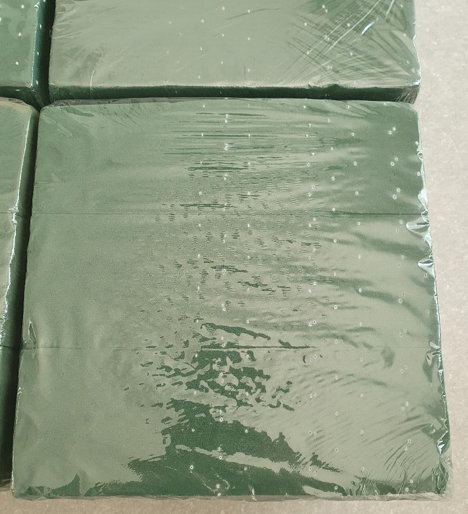 Paquet de 3 briques de mousse florale verte (22 x 10 x 7 cm), Vert, Comme neuf, Enlèvement, Autres matériaux