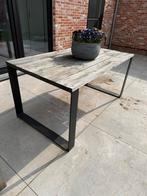 Tuintafel van steigerhout en staal, Enlèvement, Utilisé