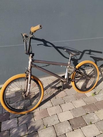 BMX Haro Downtown zo goed als nieuw beschikbaar voor biedingen