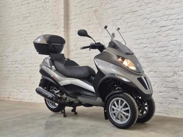  Piaggio MP3 400 MIC @motomobilia + garantie beschikbaar voor biedingen