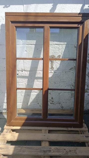 3 PVC ramen met dubbele beglazing te koop beschikbaar voor biedingen