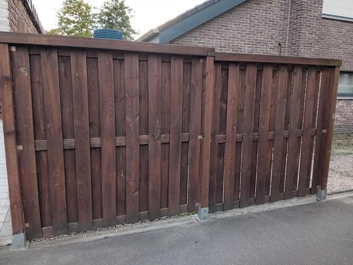 Pakket schutting 2 panelen en palen en grondanker en voetjes, Tuin en Terras, Schuttingen, Zo goed als nieuw, Ophalen