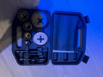 Gatenboor set beschikbaar voor biedingen