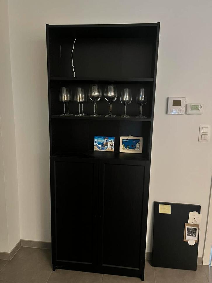 vitrine ikea, Maison & Meubles, Armoires | Armoires à porte coulissante & Armoires à archives, Comme neuf, Enlèvement ou Envoi