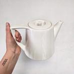 Vintage theepot Belleek Living, Huis en Inrichting, Keuken | Servies, Keramiek, Overige typen, Ophalen of Verzenden, Zo goed als nieuw