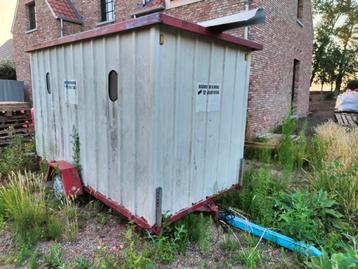 Verplaatsbare werfkeet beschikbaar voor biedingen