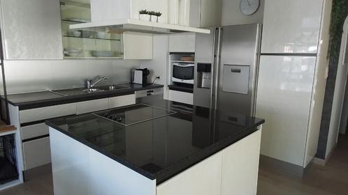 Keuken met kookeiland, Huis en Inrichting, Keuken | Complete keukens, Gebruikt, Overige typen, Overige kleuren, Graniet of Steen