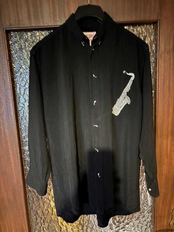 Zwart shirt voor saxofoon beschikbaar voor biedingen