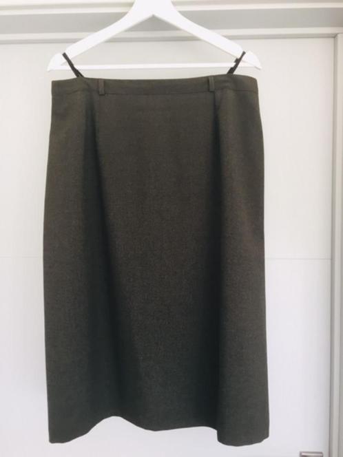 Rok maat 46 ( als nieuw ), Kleding | Dames, Rokken, Zo goed als nieuw, Maat 46/48 (XL) of groter, Onder de knie, Ophalen of Verzenden
