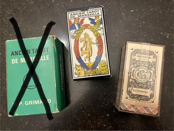 2 Sets Tarotkaarten van uitgever B.P. Grimaud beschikbaar voor biedingen