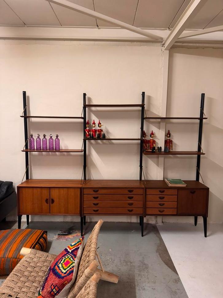 Louis van Teeffelen voor WeBe vintage modulair wandsysteem, Antiek en Kunst, Curiosa en Brocante, Ophalen of Verzenden