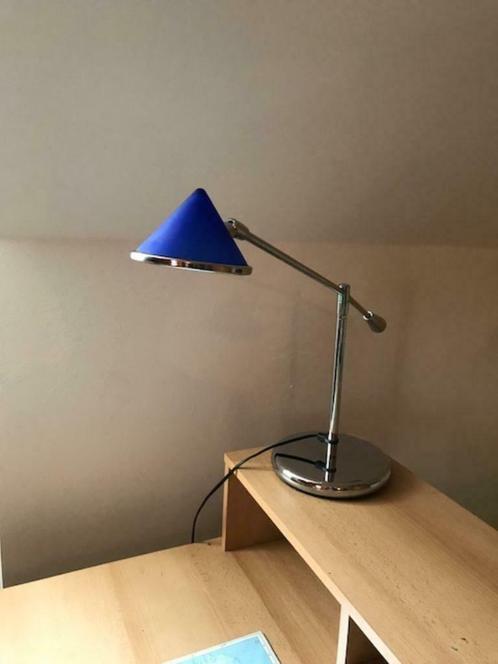 Bureaulamp met melkglas blauw en ledlicht, Maison & Meubles, Lampes | Lampes de table, Utilisé, Verre, Métal, Enlèvement