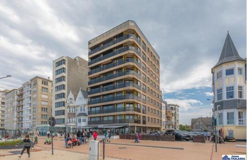 Vakantieverhuur: ruim appartement op de zeedijk van De Panne, Immo, Appartementen en Studio's te huur, Provincie West-Vlaanderen