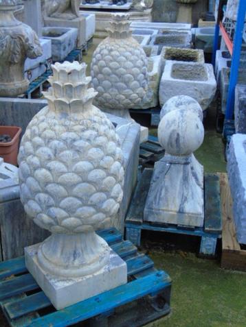 Kolomkop, pilaster, blauwe steen, paar ANANAS beschikbaar voor biedingen