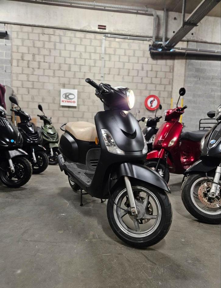 Sym Fiddle II S 50cc klasse A 4 takt 2009 - 10.594 km, Fietsen en Brommers, Scooters | SYM, Gebruikt, Fiddle, Klasse A (25 km/u)