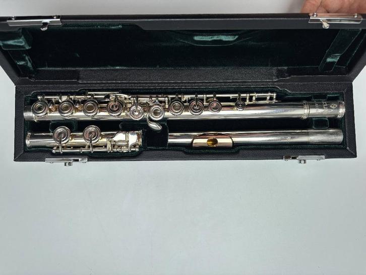 Flûte Azumi AZ Z2REO Roseus (2020) excellent état, Musique & Instruments, Instruments à vent | Flûtes traversières & Piccolos