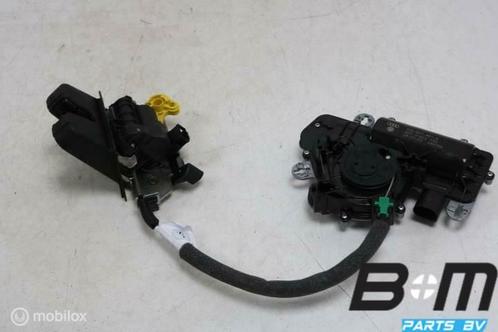 Achterklepslot + sluithulp VW Tiguan 5NA 5TA827506A, Auto-onderdelen, Overige Auto-onderdelen, Gebruikt