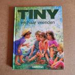 Tiny en haar vrienden, Ophalen of Verzenden, Gelezen, Fictie algemeen