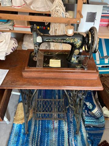 Machine a coudre singer, Antiek en Kunst, Antiek | Naaimachines, Ophalen