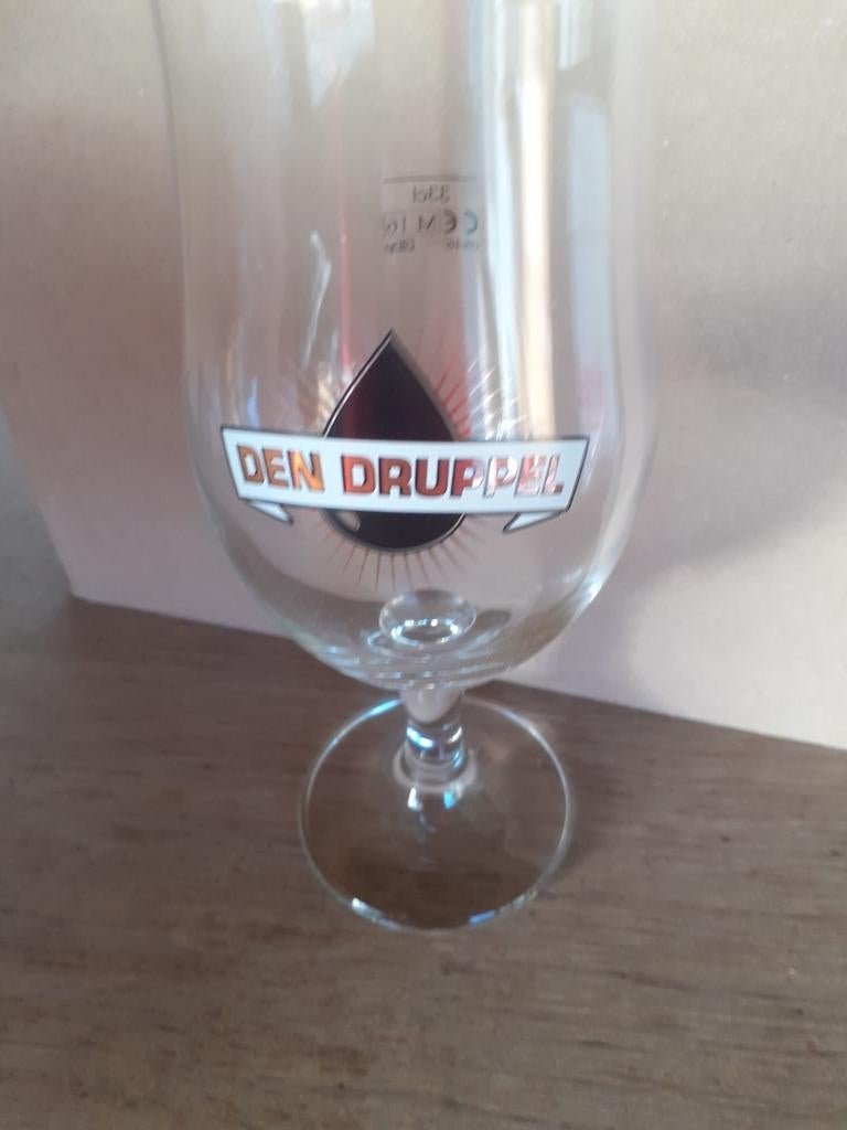 5 Les verres goutte, Collections, Enlèvement ou Envoi, Comme neuf