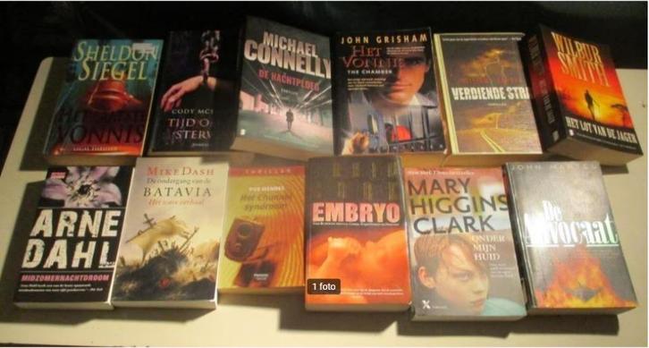 12 Prima Thriller Boeken, Boeken, Thrillers, Zo goed als nieuw, Ophalen of Verzenden