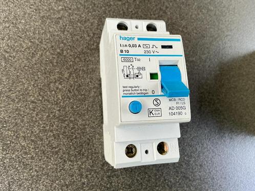 Hager aardlekautomaat b10 0,03 amp ad005g alamat, Doe-het-zelf en Bouw, Elektriciteit en Kabels, Zo goed als nieuw, Ophalen of Verzenden
