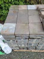 les briques 20x20x6cm 30m2 peut être ramassé gratuitement, 10 m²² ou plus, Briques, Enlèvement, Béton