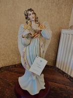 porseleinen beeldje van een engel met een lier, Verzamelen, Beelden en Beeldjes, Ophalen, Zo goed als nieuw, Overige typen