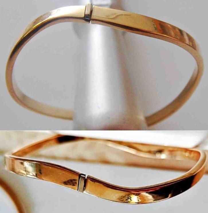 Bracelet jonc fil rectangul. ondulé ouvrant, plaqué or, NEUF, Bijoux, Sacs & Beauté, Bracelets, Neuf, Autres matériaux, Or, Enlèvement ou Envoi