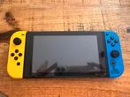 Nintendo switch V2  Fortnite edition, Games en Spelcomputers, Spelcomputers | Nintendo Switch, Ophalen, Zo goed als nieuw