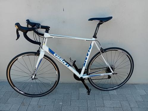 Alu koersfiets Giant 28inch 3x9speed maat 58cm Shimano 105🚴, Fietsen en Brommers, Fietsen | Racefietsen, Zo goed als nieuw, Giant