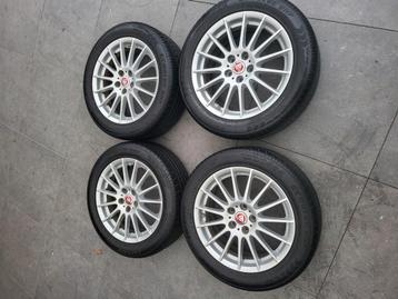 Originele.jaguar xe 17 inch velgen met nieuwe banden beschikbaar voor biedingen