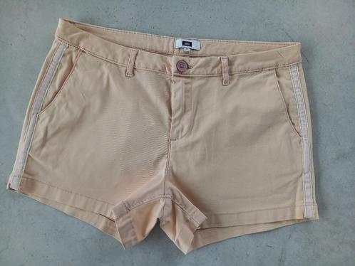 Korte damesshort maat 36, Kleding | Dames, Broeken en Pantalons, Zo goed als nieuw, Maat 36 (S), Roze, Ophalen of Verzenden