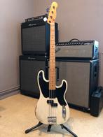 Fender Road Worn P-Bass Mike Dirnt, Muziek en Instrumenten, Snaarinstrumenten | Gitaren | Bas, Ophalen of Verzenden, Zo goed als nieuw