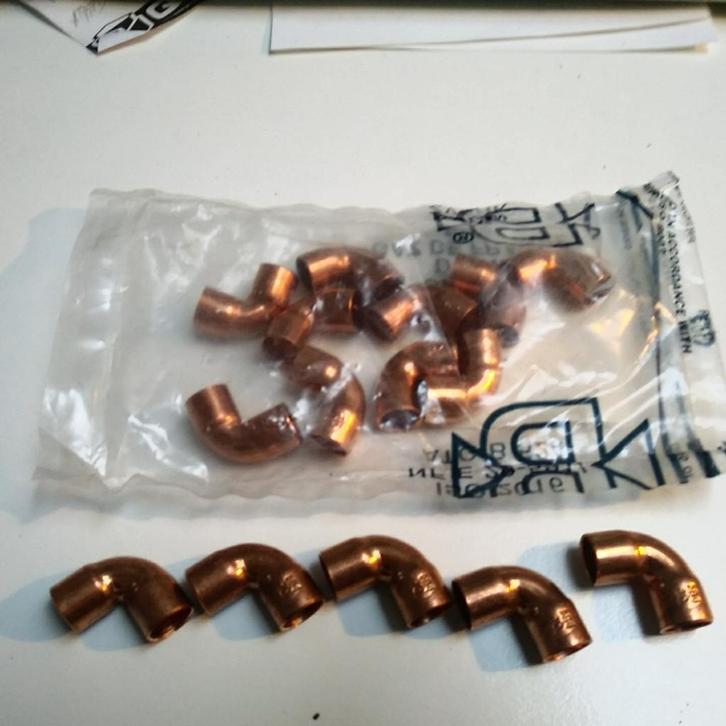 Set van 15 koperen ellebogen van Ø10 om te solderen, Doe-het-zelf en Bouw, Sanitair, Nieuw, Koper, Ophalen of Verzenden
