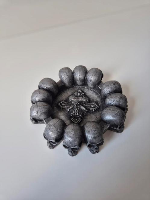 Cendrier décoratif tête de mort – Style gothique/rock, Diversen, Overige Diversen, Zo goed als nieuw, Ophalen of Verzenden