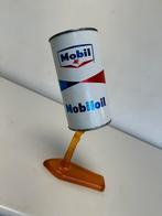 Bidon d'huile Mobiloil avec indicateur de chute, Utilisé, Enlèvement ou Envoi, Panneau publicitaire
